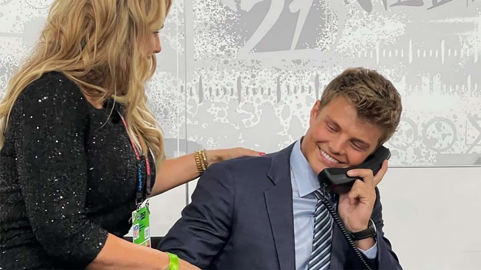 Zach Wilson, Lisa Wilson