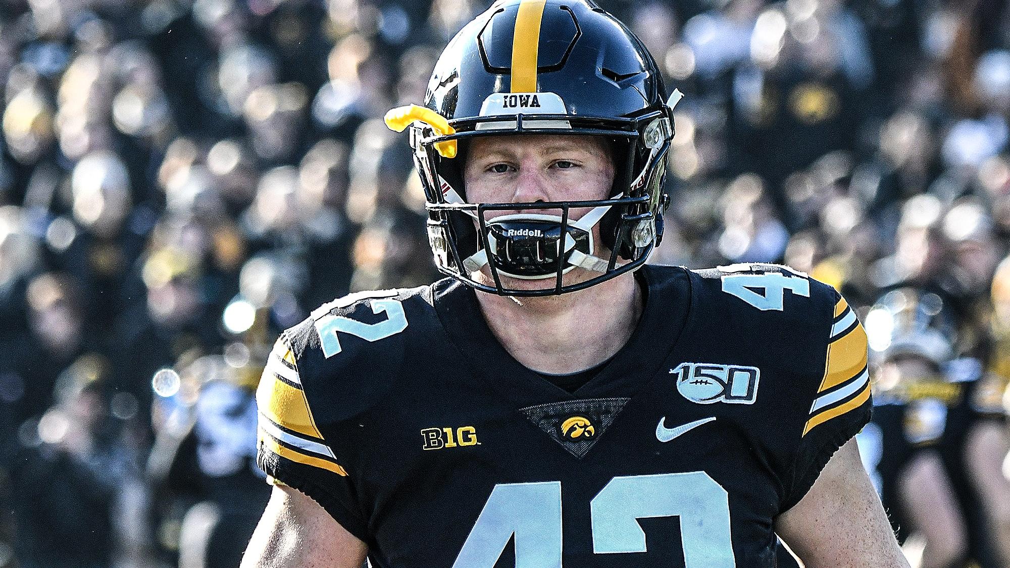 IOWA CITY, IA. - NOVEMBER 16: Iowa Hawkeyes tight end Shaun Beyer (42) warms up before a Big Ten conference football game between the Minnesota Golden Gophers and the Iowa Hawkeyes on November 16, 2019, at Kinnick Stadium, Iowa City, IA.