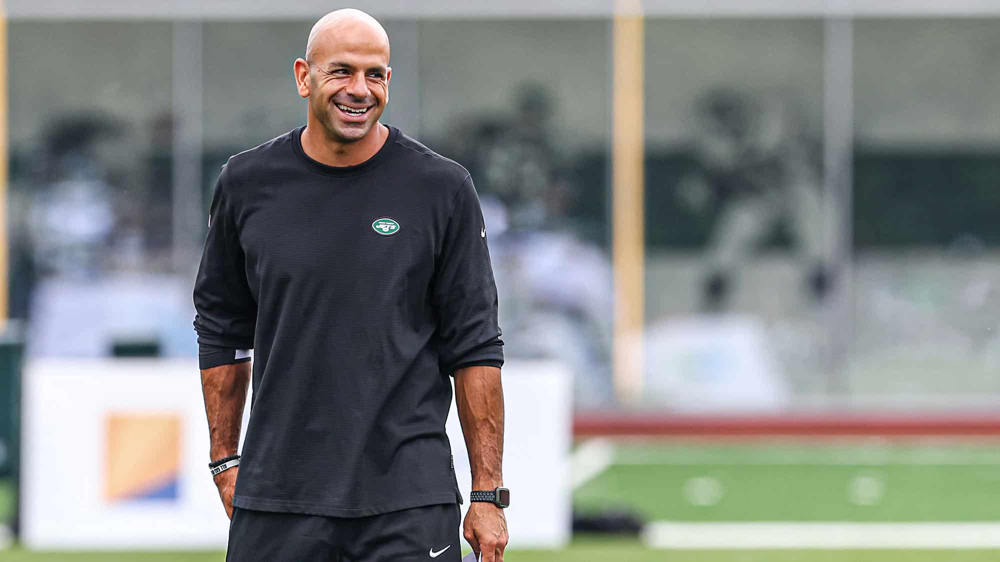 Mina Kimes says Robert Saleh looks like a blend of Vin Diesel and Dwayne Johnson.