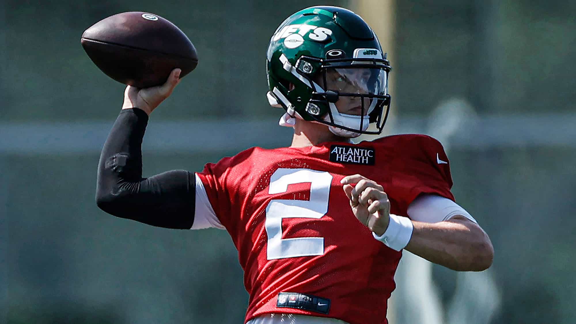 Zach Wilson struggled as the NY Jets defense dominated the highlights of the NY Jets' Green and White Scrimmage.