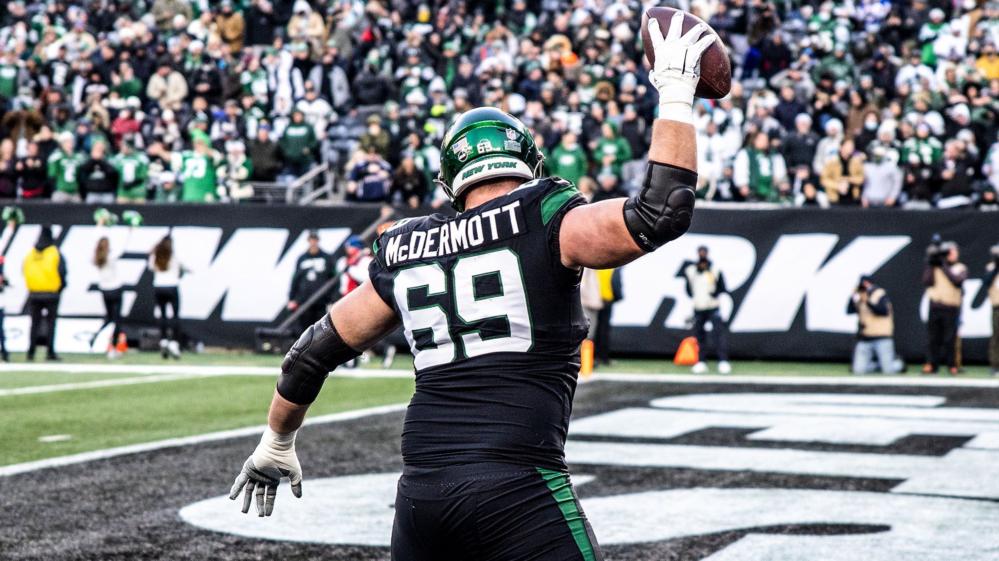 Conor McDermott, NY Jets, Re-Sign, Contract, PFF