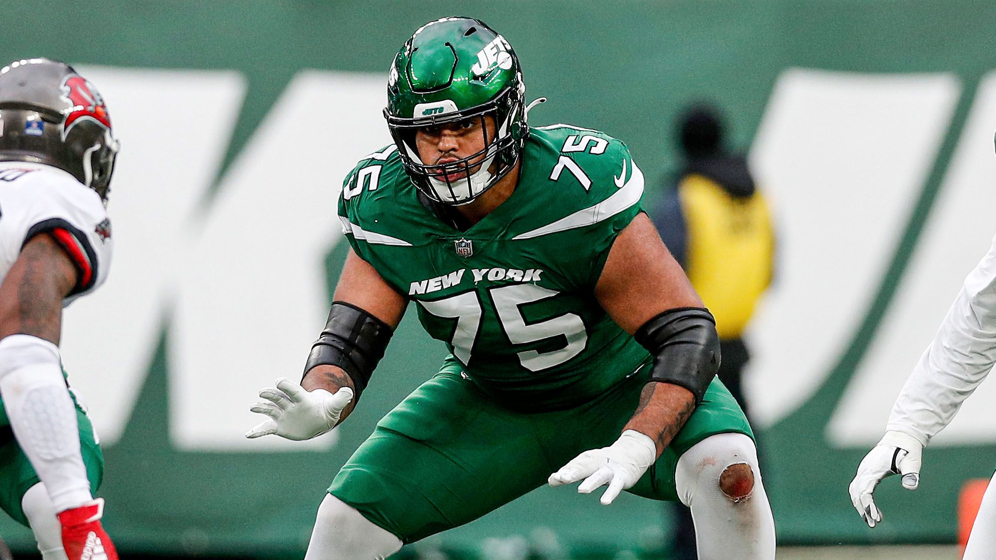 Alijah Vera-Tucker, NY Jets, PFF Grade, Contract