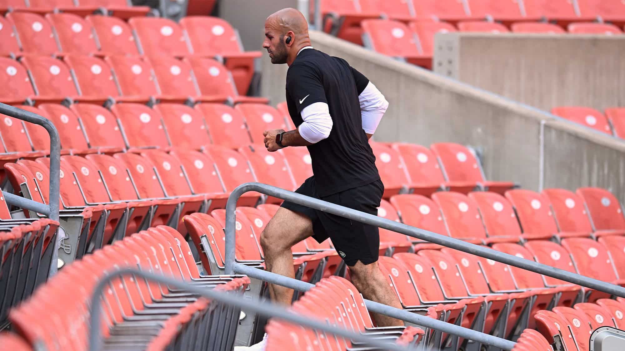 Robert-Saleh-NY-Jets-Stairs-Stadiums