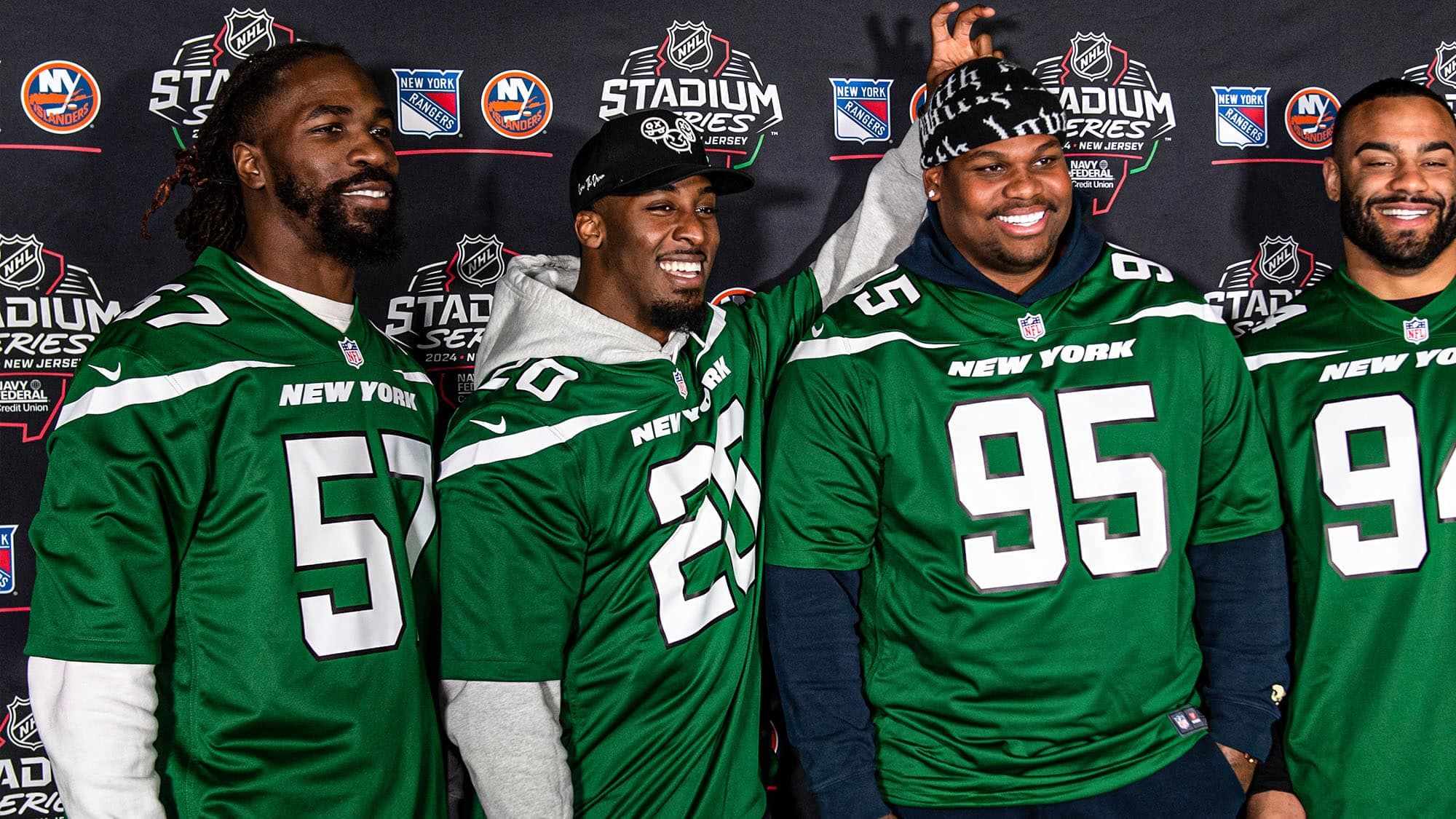 Breece Hall, NY Jets, Uniform, Jersey