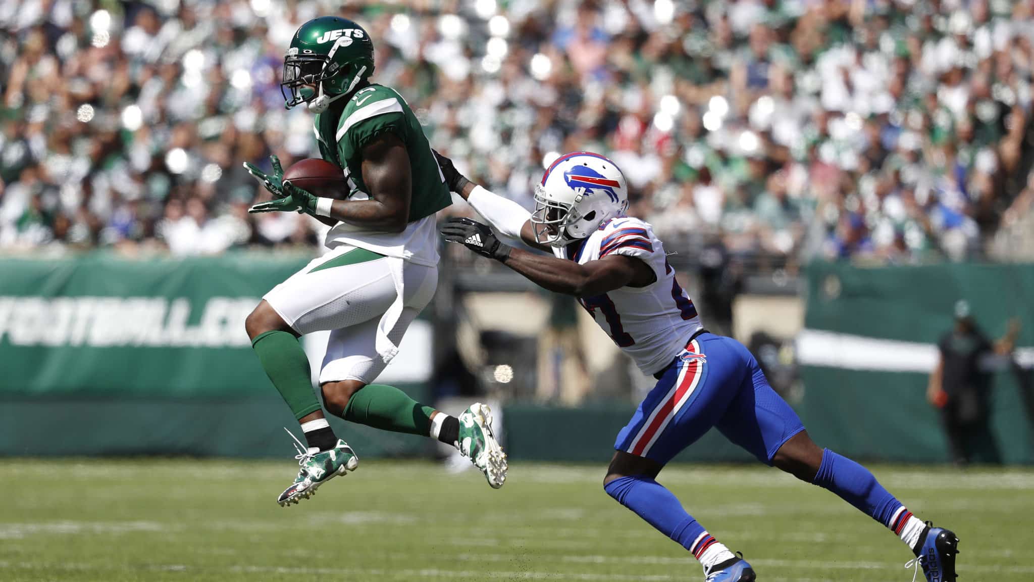 EAST RUTHERFORD, NEW JERSEY - SEPTEMBER 08: Josh Bellamy #15 of the New York Jets makes a catch against Tre'Davious White #27 of the Buffalo Bills during the first quarter at MetLife Stadium on September 08, 2019 in East Rutherford, New Jersey.