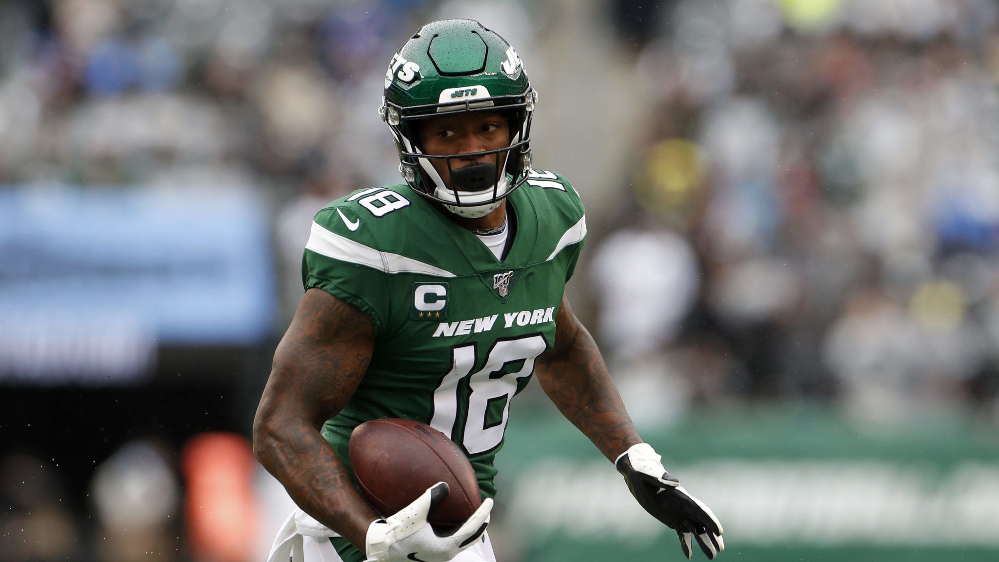 EAST RUTHERFORD, NEW JERSEY - NOVEMBER 24: (NEW YORK DAILIES OUT) Demaryius Thomas #18 of the New York Jets in action against the Oakland Raiders at MetLife Stadium on November 24, 2019 in East Rutherford, New Jersey. The Jets defeated the Raiders 34-3.