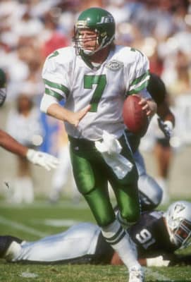 10 Oct 1993: Quarterback Boomer Esiason of the New York Jets moves the ball during a game against the Los Angeles Raiders at the Coliseum in Los Angeles, California. The Raiders won the game, 24-20.