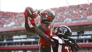 TAMPA, FLORIDA - DECEMBER 29: Breshad Perriman #19 of the Tampa Bay Buccaneers catches a touchdown pass against the Atlanta Falcons during the first half at Raymond James Stadium on December 29, 2019 in Tampa, Florida.