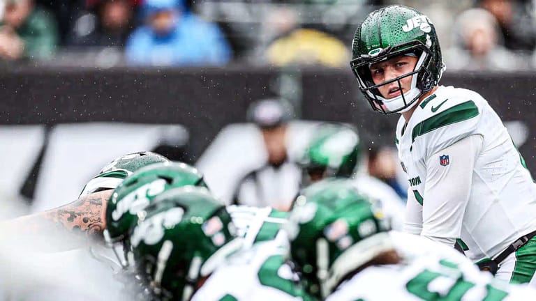 Zach Wilson, NY Jets, Stats, Bench