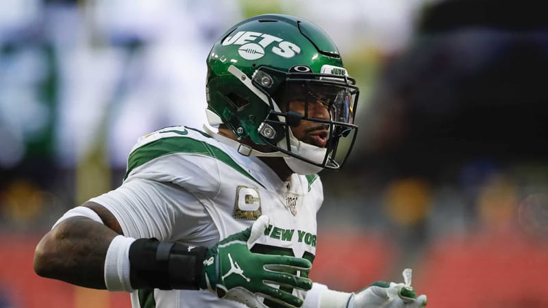 LANDOVER, MD - NOVEMBER 17: Jamal Adams #33 of the New York Jets reacts to a play during the second half of the game against the Washington Redskins at FedExField on November 17, 2019 in Landover, Maryland.
