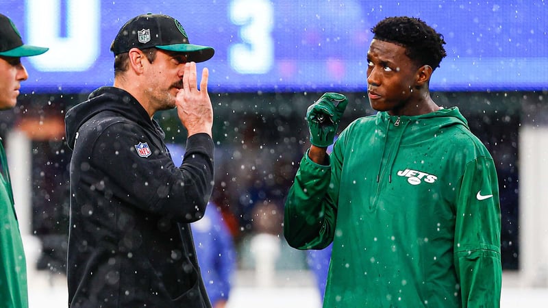 Aaron Rodgers, Sauce Gardner, Celebration