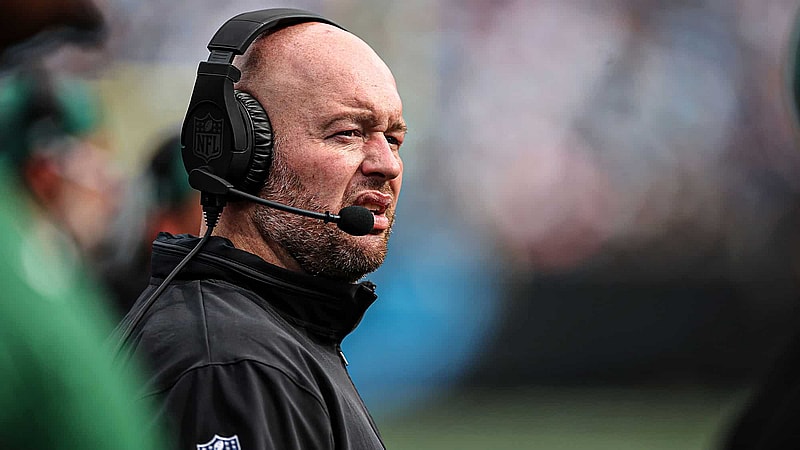 NY Jets lose out on desired RB coach, but retain DL coach
