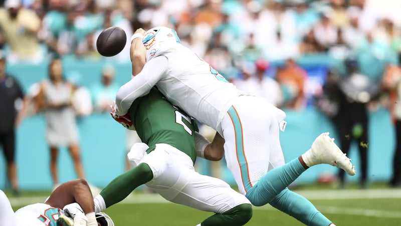 Zach Wilson, New York Jets, Miami Dolphins