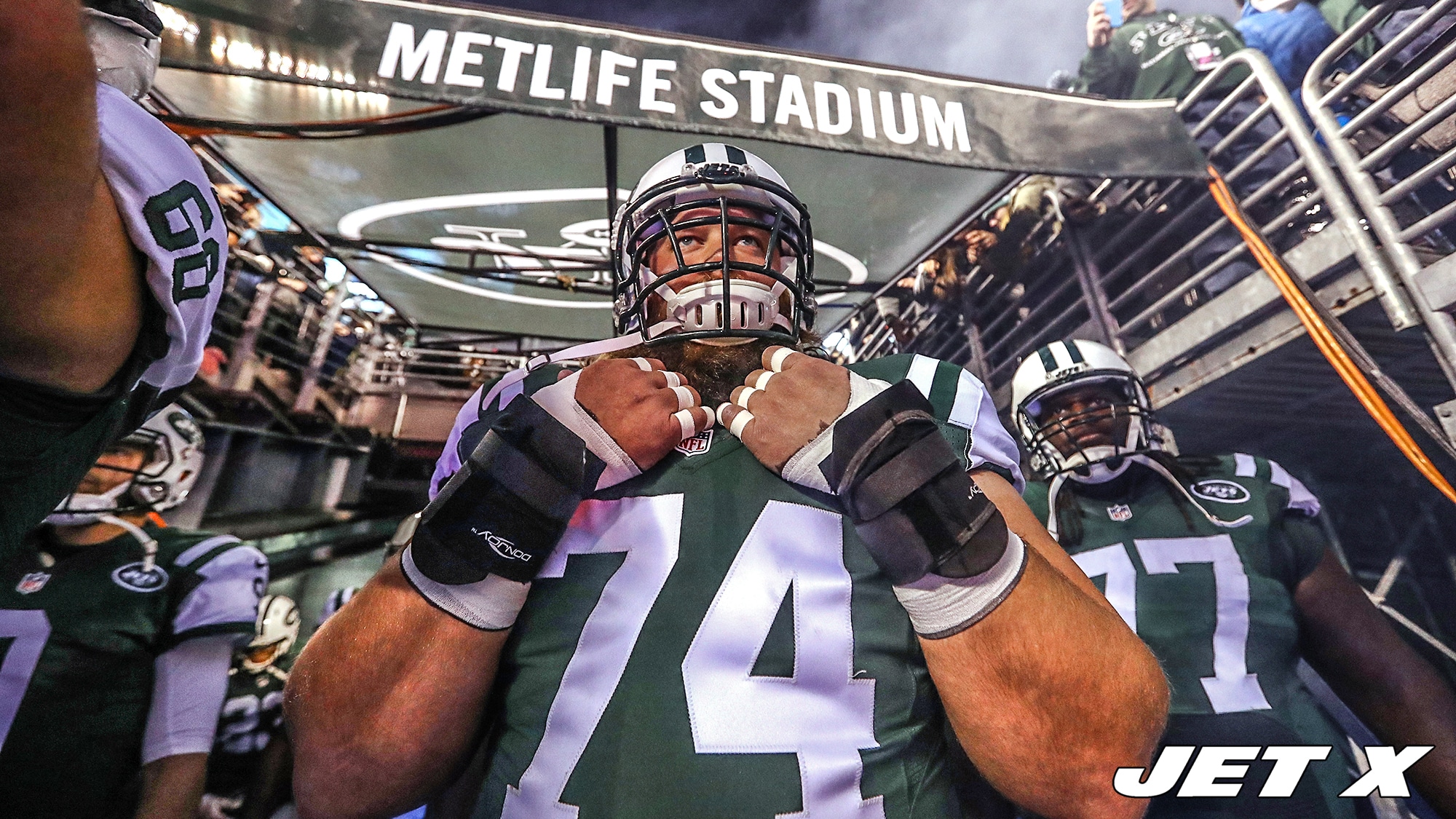 EAST RUTHERFORD, NJ - DECEMBER 05: Nick Mangold #74 of the New York Jets waits to be introduced against the Indianapolis Colts before their game at MetLife Stadium on December 5, 2016 in East Rutherford, New Jersey.