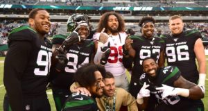 EAST RUTHERFORD, NEW JERSEY - NOVEMBER 10: Leonard Williams #99 of the New York Giants poses with his former teammates of the New York Jets following their game at MetLife Stadium on November 10, 2019 in East Rutherford, New Jersey.