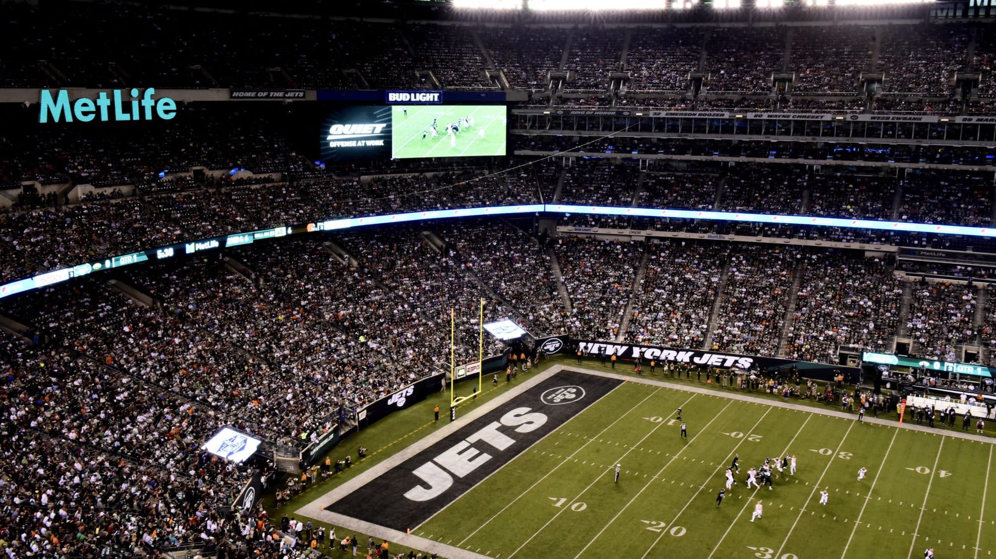 EAST RUTHERFORD, NEW JERSEY - SEPTEMBER 16: A general view of the New York Jets and Cleveland Browns game at MetLife Stadium on September 16, 2019 in East Rutherford, New Jersey.