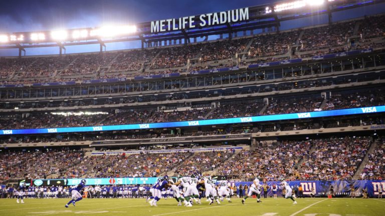 EAST RUTHERFORD, NEW JERSEY - AUGUST 08: A general view of action in the first quarter during a preseason game between the New York Jets and the New York Giants at MetLife Stadium on August 08, 2019 in East Rutherford, New Jersey.