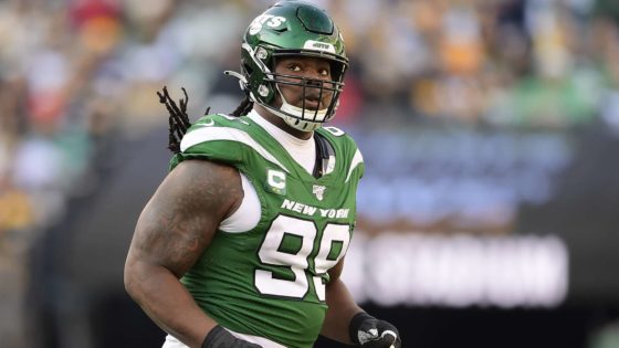 East Rutherford, New Jersey, USA. 10th Nov, 2019. New York Jets linebacker Frankie  Luvu (50) and outside linebacker Brandon Copeland (51) reacts to the win  following the NFL game between the New