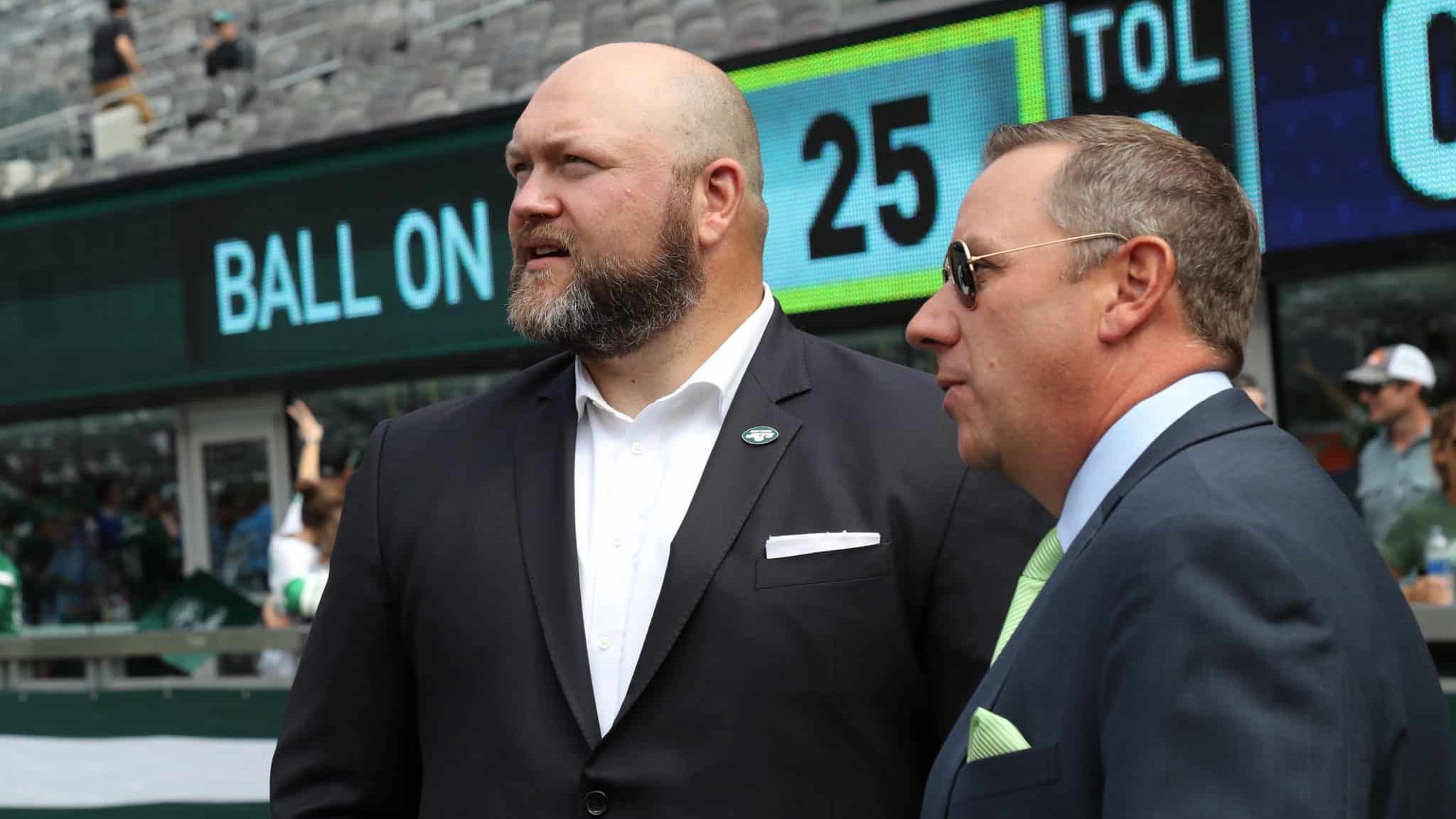 EAST RUTHERFORD, NJ - SEPTEMBER 08: General Manager Joe Douglas and of the New York Jets and radio host Bob Wischusen follow the action against the Buffalo Bills at MetLife Stadium on September 8, 2019 in East Rutherford, New Jersey.