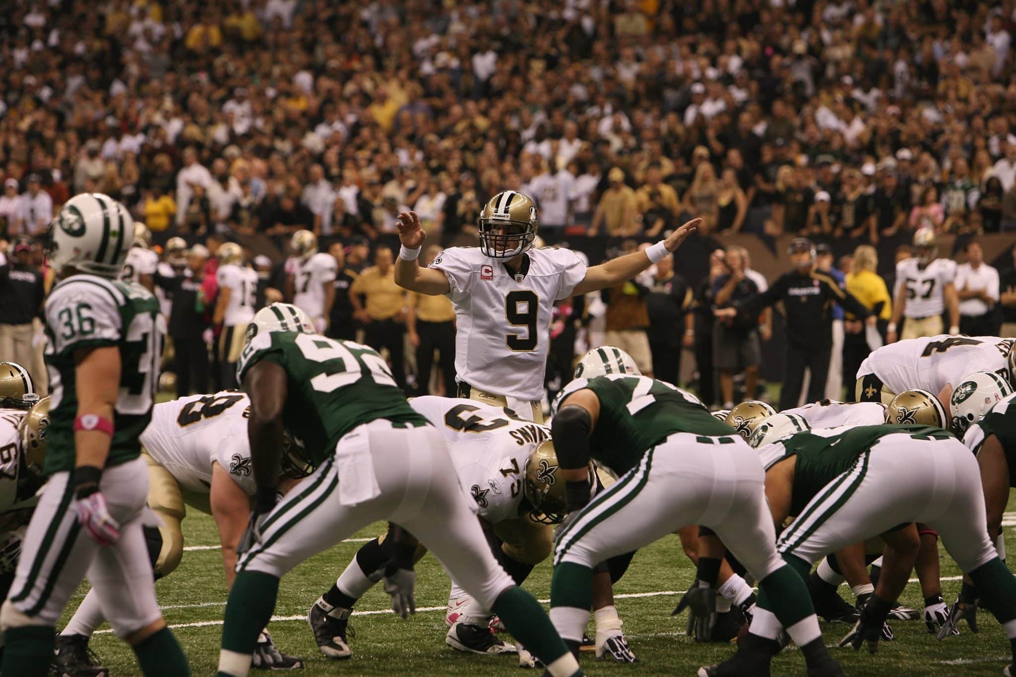 NFL preseason: Drew Brees is sharp in Saints' win over Jets - Los