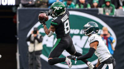 Elijah Moore, NY Jets, Beach Catch Video