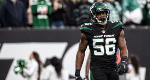 New York Jets linebacker Jamien Sherwood (44) runs against the Chicago  Bears during an NFL football game Sunday, Nov. 27, 2022, in East  Rutherford, N.J. (AP Photo/Adam Hunger Stock Photo - Alamy