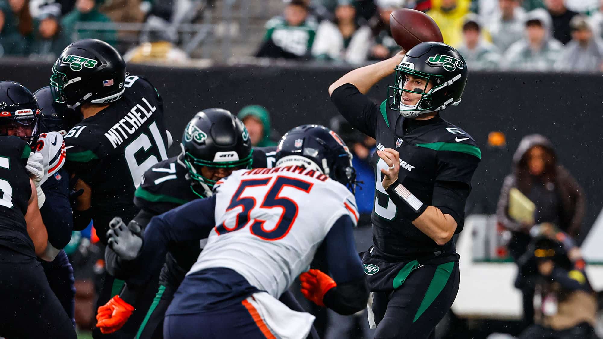 Mike White nearly flawless, Jets hammer Bears - CBS New York