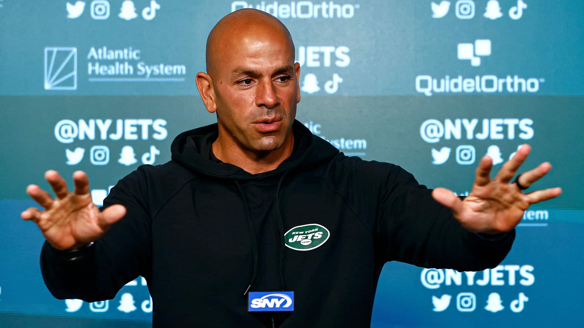 NY Jets: Robert Saleh all but confirms starting left tackle