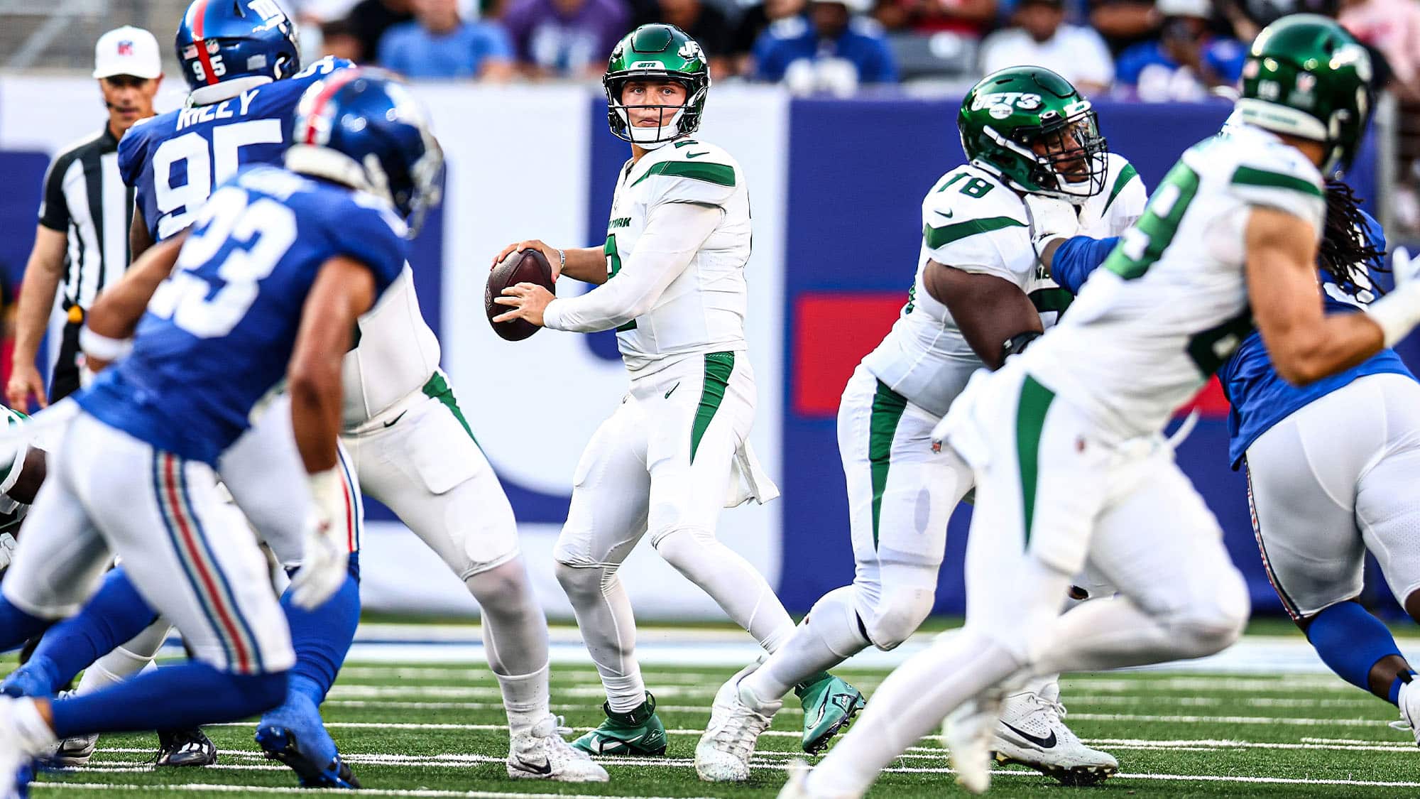 Aaron Rodgers throws TD pass in Jets' preseason debut vs. Giants