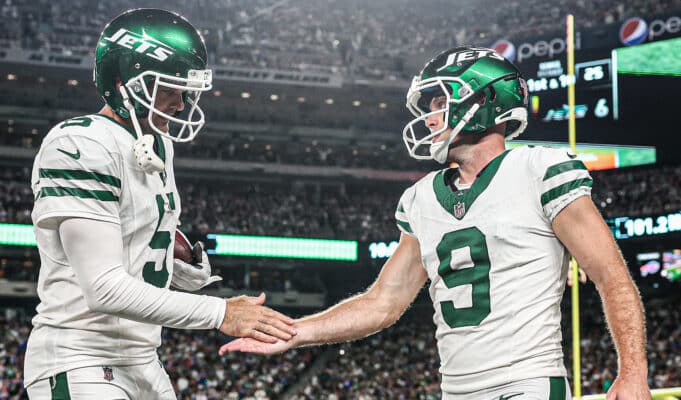 The New York Jets and Their NFL Uniforms (1960-Present), News, Scores,  Highlights, Stats, and Rumors