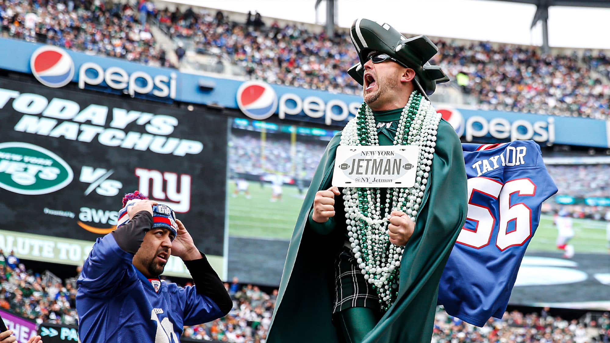 NY Jets, Giants, Fans, Lawrence Tynes, Social Media