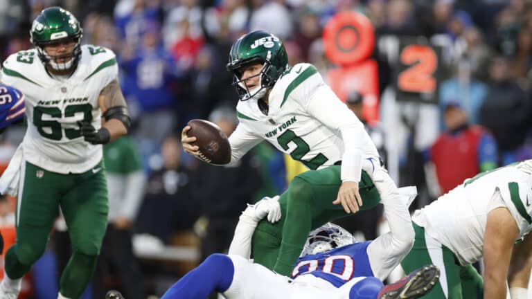 Zach Wilson, Shaq Lawson, New York Jets, Buffalo Bills