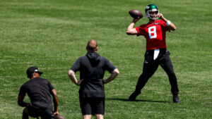 Aaron Rodgers, New York Jets, Training Camp, Pads, Padded