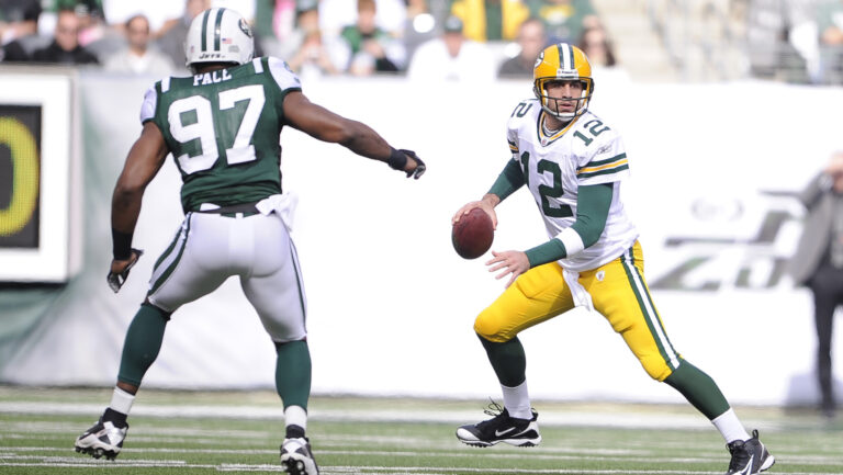 Aaron Rodgers, Calvin Pace, NY Jets, NFL