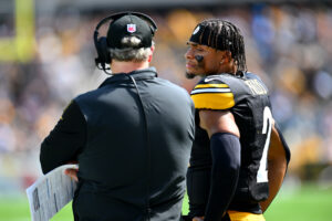 Los Angeles Chargers v Pittsburgh Steelers