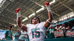 Jaelan Phillips, Miami Dolphins